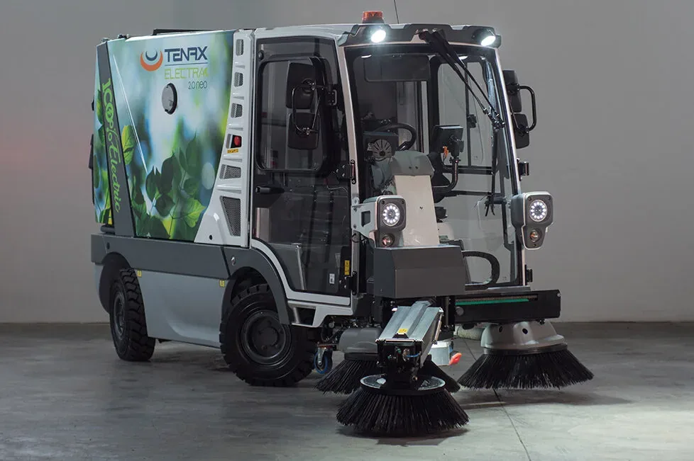 Compact electric street sweeper powered by an Aliant LFP lithium battery