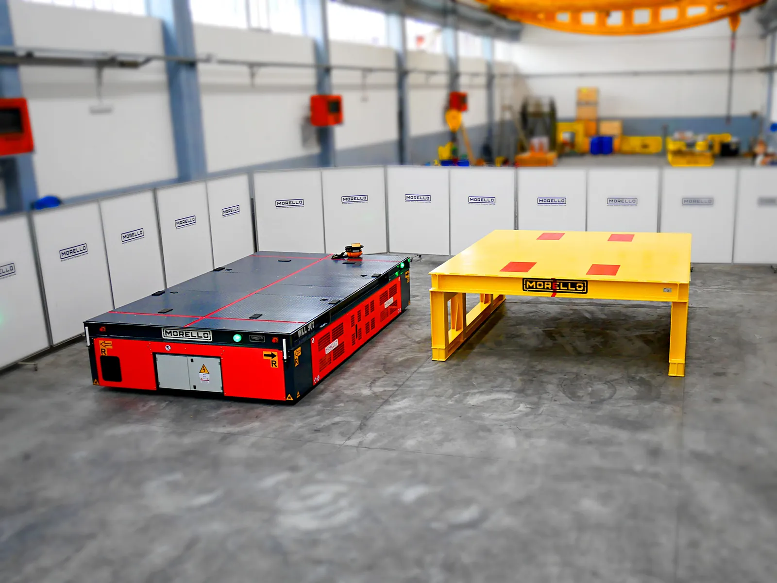 Morello OMNI cart next to its load support table