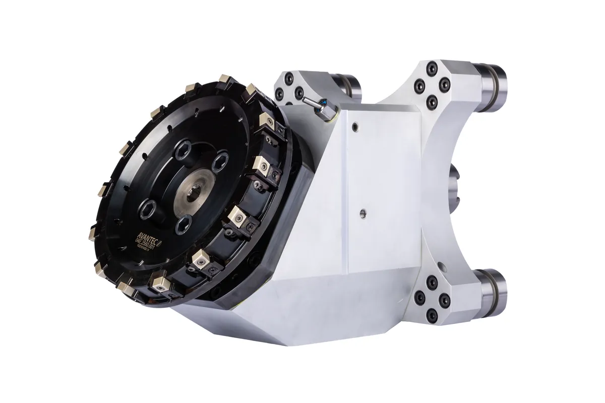 ROMAI angle head with face milling cutter